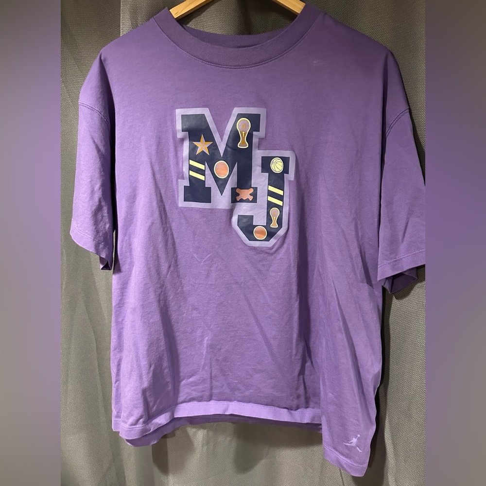 Women’s Jordan Oversized T-Shirt - Size XL